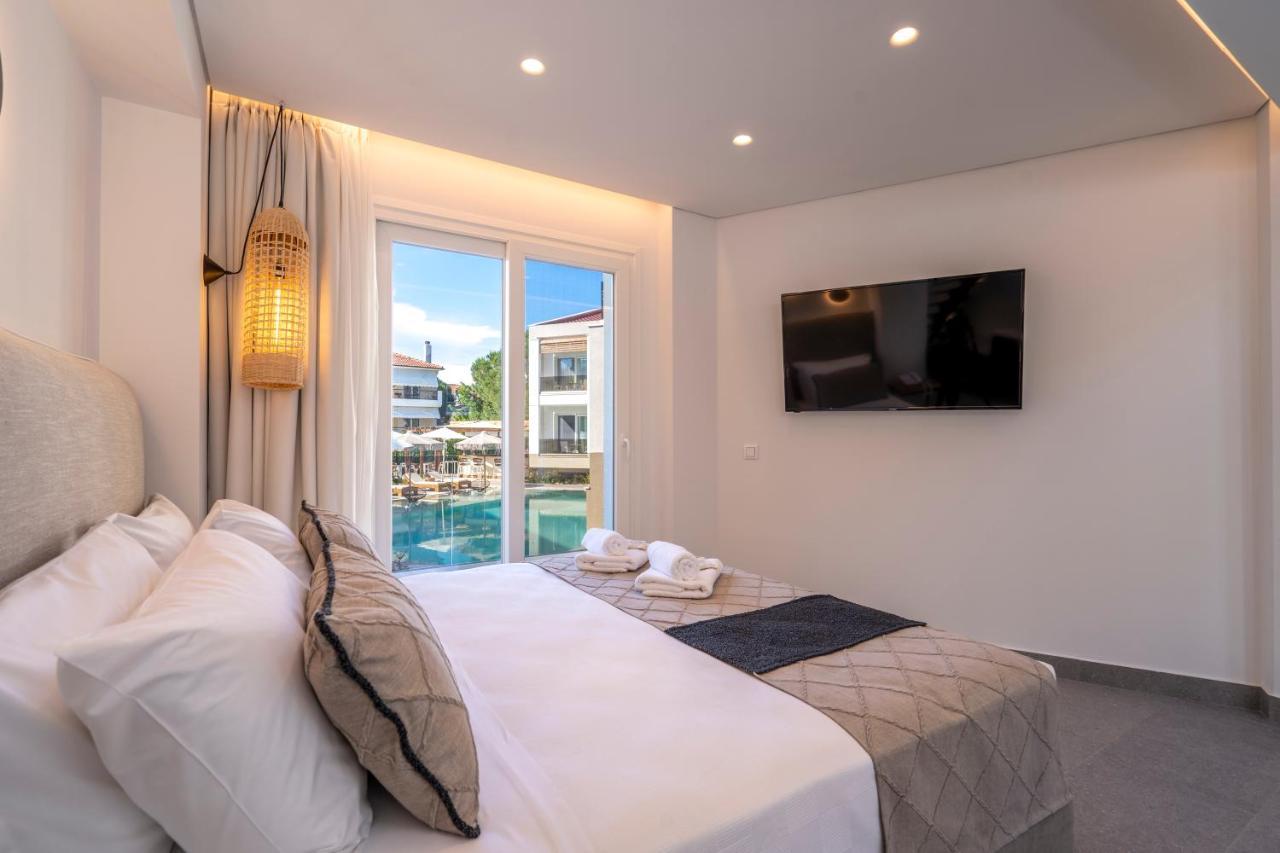 Mirablue Luxury Residences (Adults Only) Pefkochori Buitenkant foto