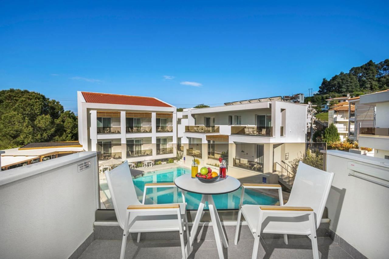 Mirablue Luxury Residences (Adults Only) Pefkochori Buitenkant foto
