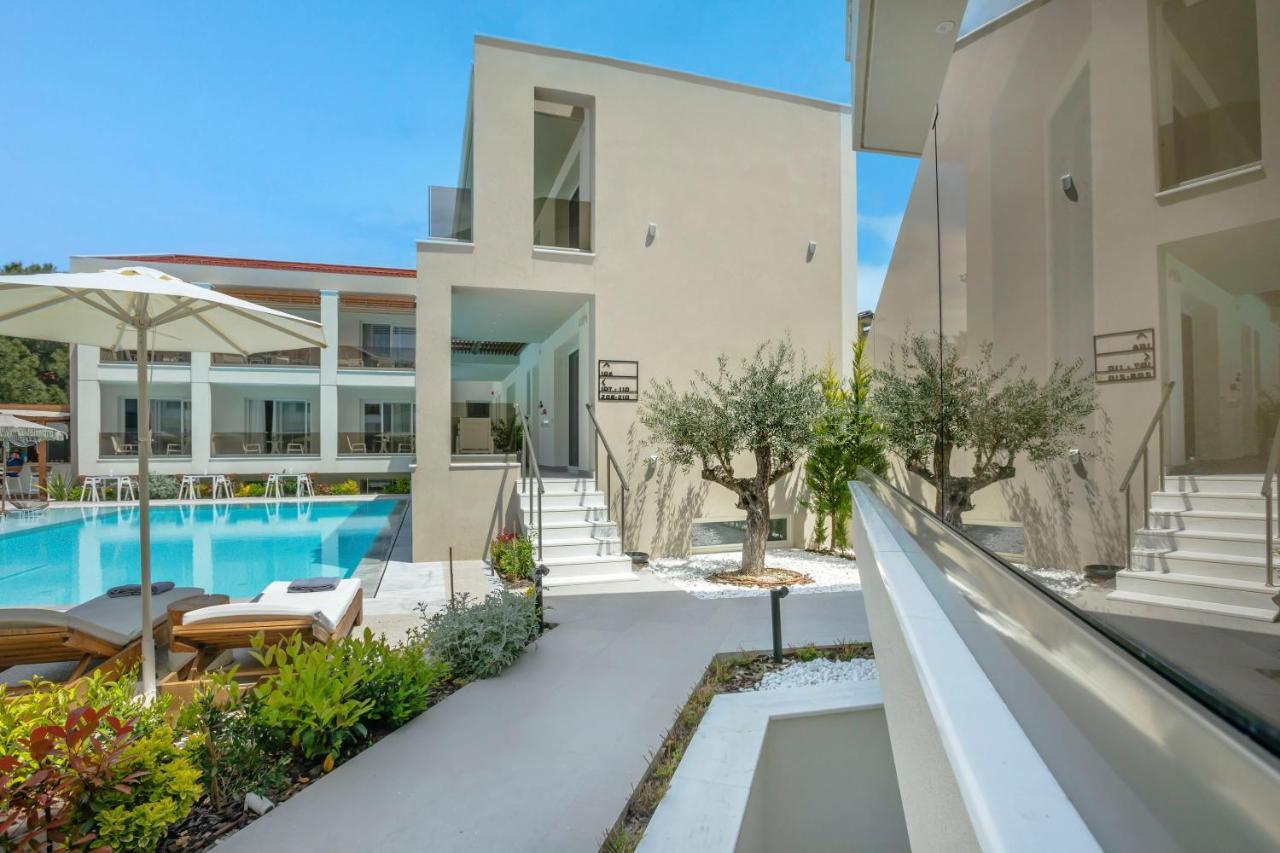 Mirablue Luxury Residences (Adults Only) Pefkochori Buitenkant foto